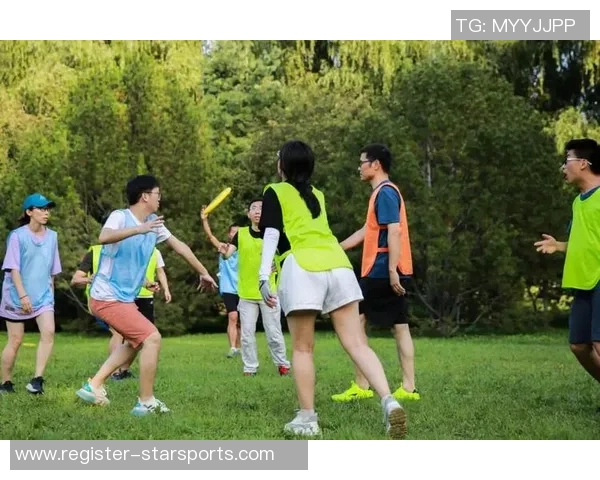 飞盘运动热潮席卷北京飞盘队探索配合新模式引领体育变革